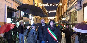 Via Passeri si accende con Rossini