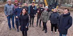 Pozzi Della Dora Pandolfi e consiglieri di quartiere con Ruspa nella pista di Trail Park Muraglia