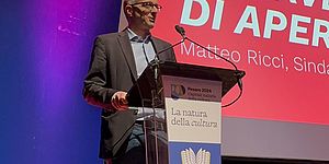 Ricci sul palco di Kum