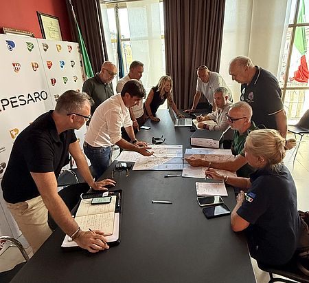 La riunione di stamattina in Comune La riunione di stamattina in Comune