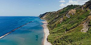 Mare e colle San Bartolo