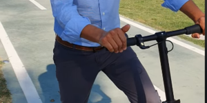 Ricci già in monopattino: «Da oggi si parte a Pesaro»