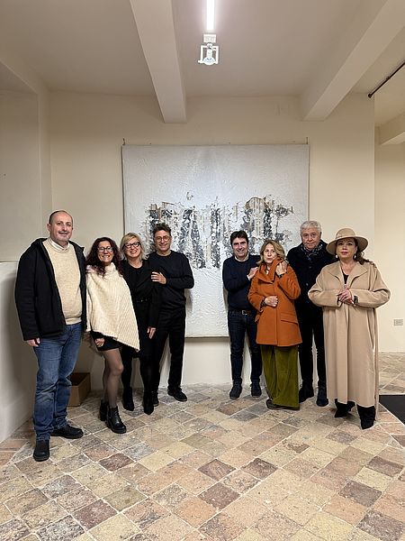 Battuta all’asta per 2.200 euro l’opera “FAME” di Marco Morosini