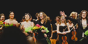 Orchestra Olimpia. Concerto Rosa. Musiciste dal mondo