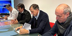 Biancani e rappresentanti dell'AST