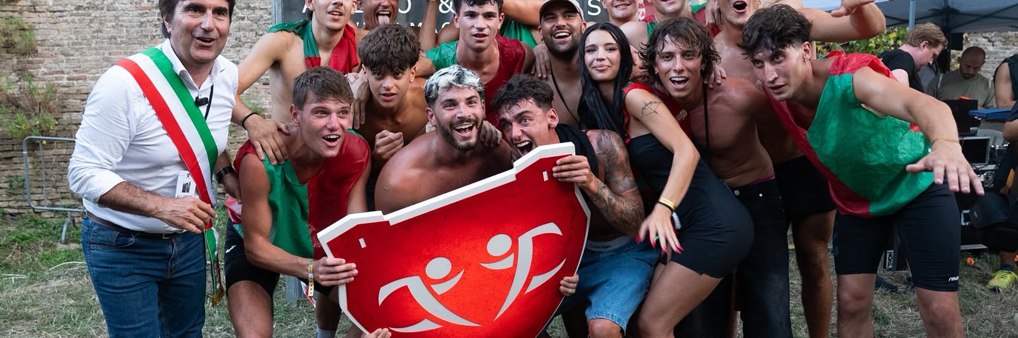 Biancani con ragazzi del Palio