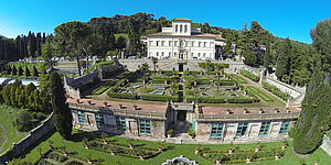 villa nel verde