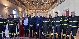 Biancani Greco con autorità alla firma del protocollo
