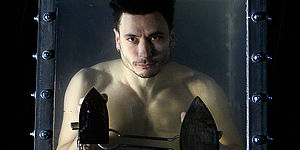 l'Uomo Calamita ph. Paolo Cudini