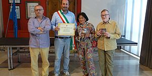 martha carfi e luis michal, pesaresi d'adozione, non turisti