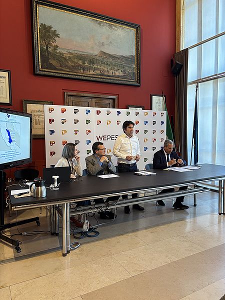 Piano regolatore portuale, al via il confronto tra Autorità portuale, operatori e istituzioni. Biancani: «È la prima fase di un percorso lungo e condiviso per definire il porto del futuro» Biancani con Autorità portuali
