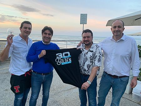 Biancani Vimini e proprietari locale