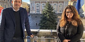 Vimini Frenquellucci nel balcone del Comune