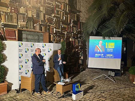 Ricci con Michele Romano metre lo intervista