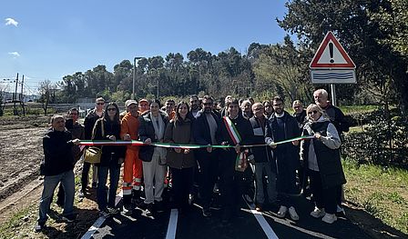 aglio del nastro per la nuova ciclabile di Vismara-Cattabrighe