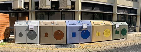 I nuovi cassonetti per la raccolta differenziata in Ztl