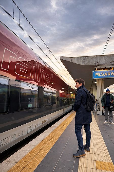 Biancani con il treno per Monaco di Baviera