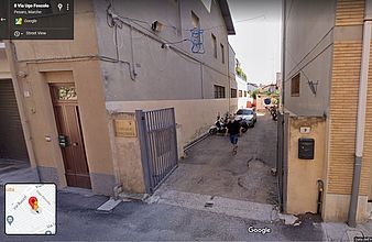 cancello d'entrata dell'ex bocciodromo