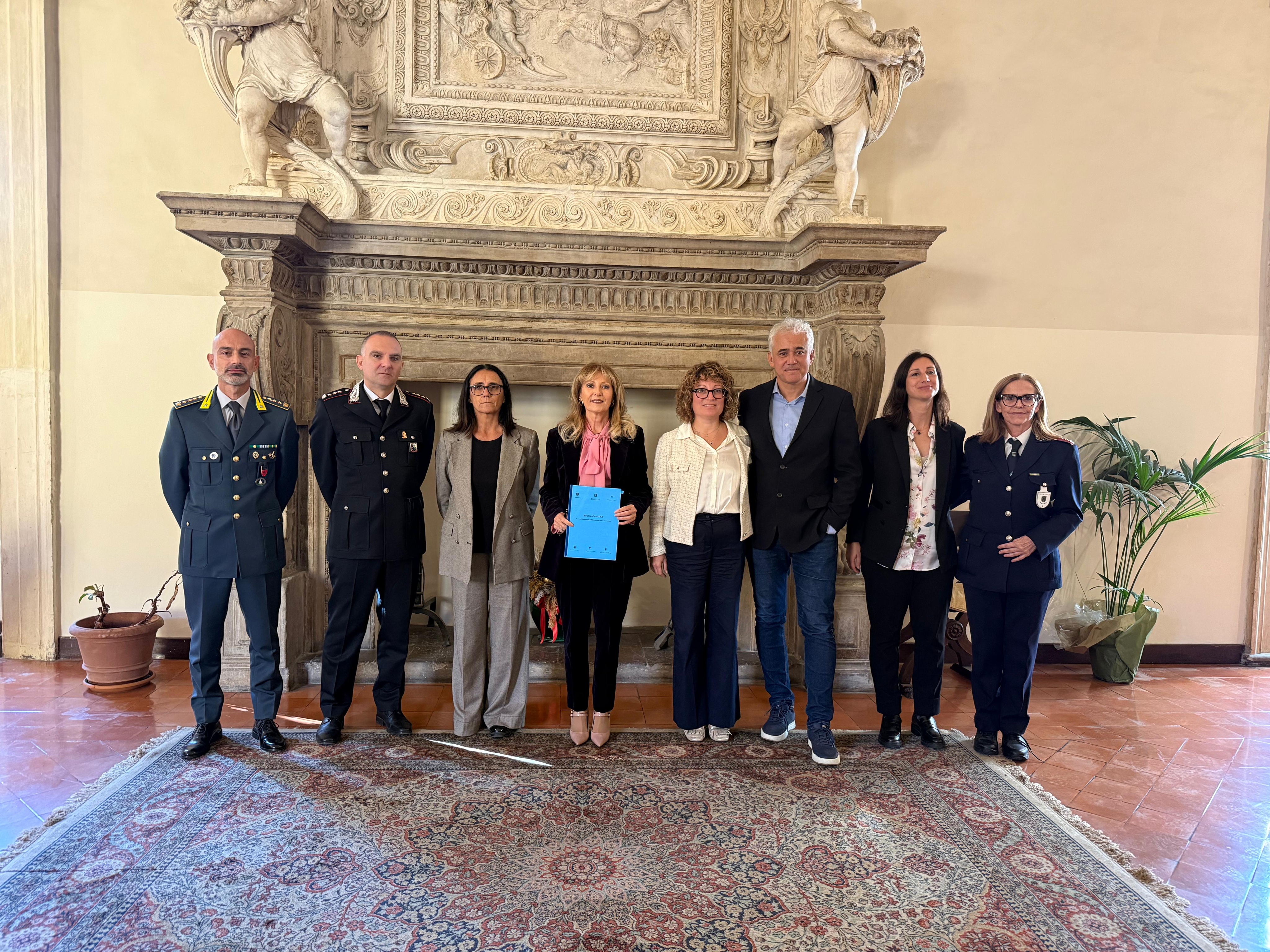 Pandolfi Mengucci Prefetto Questore e altre forze dell'ordine