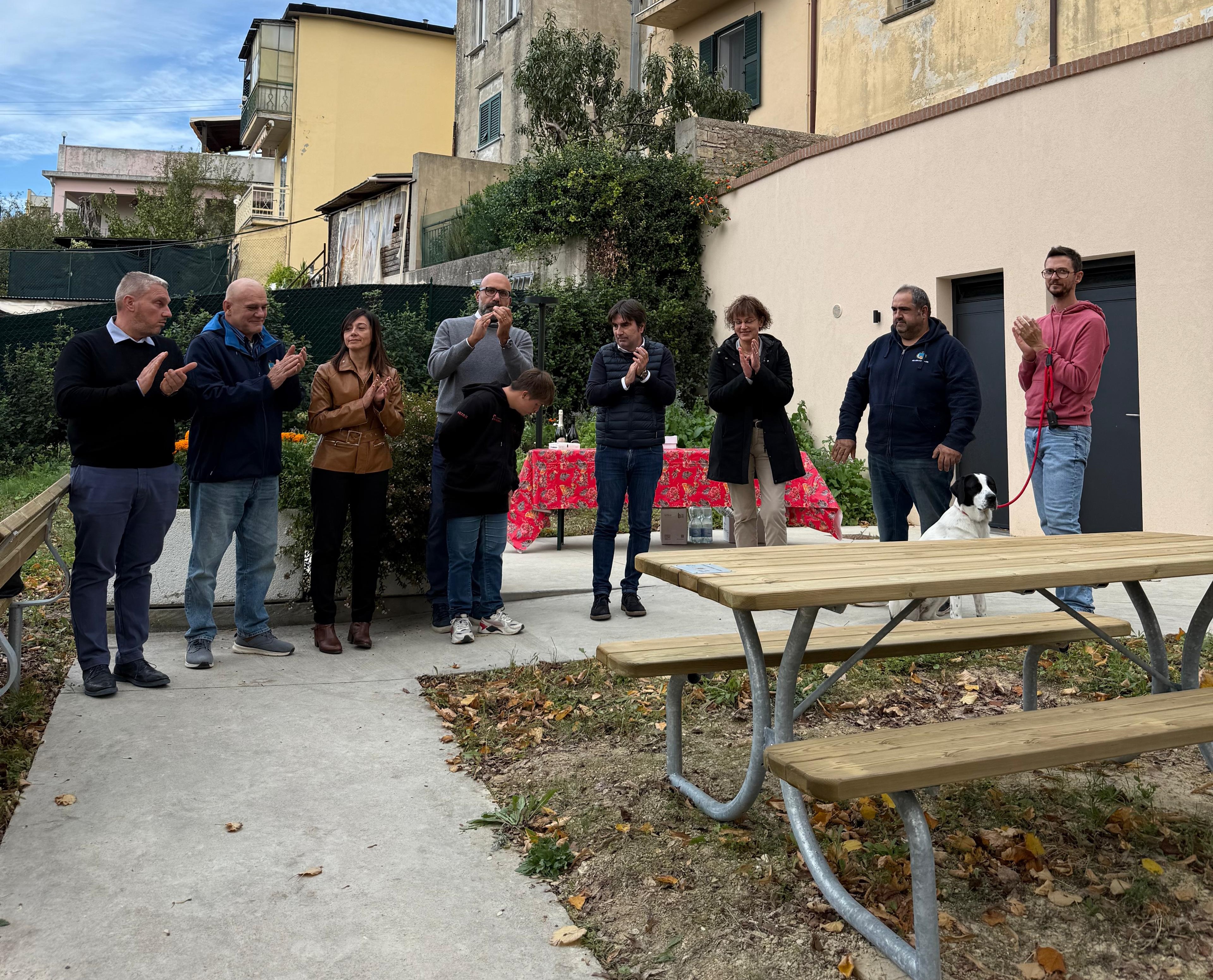 Inaugurazione panchine Candelara