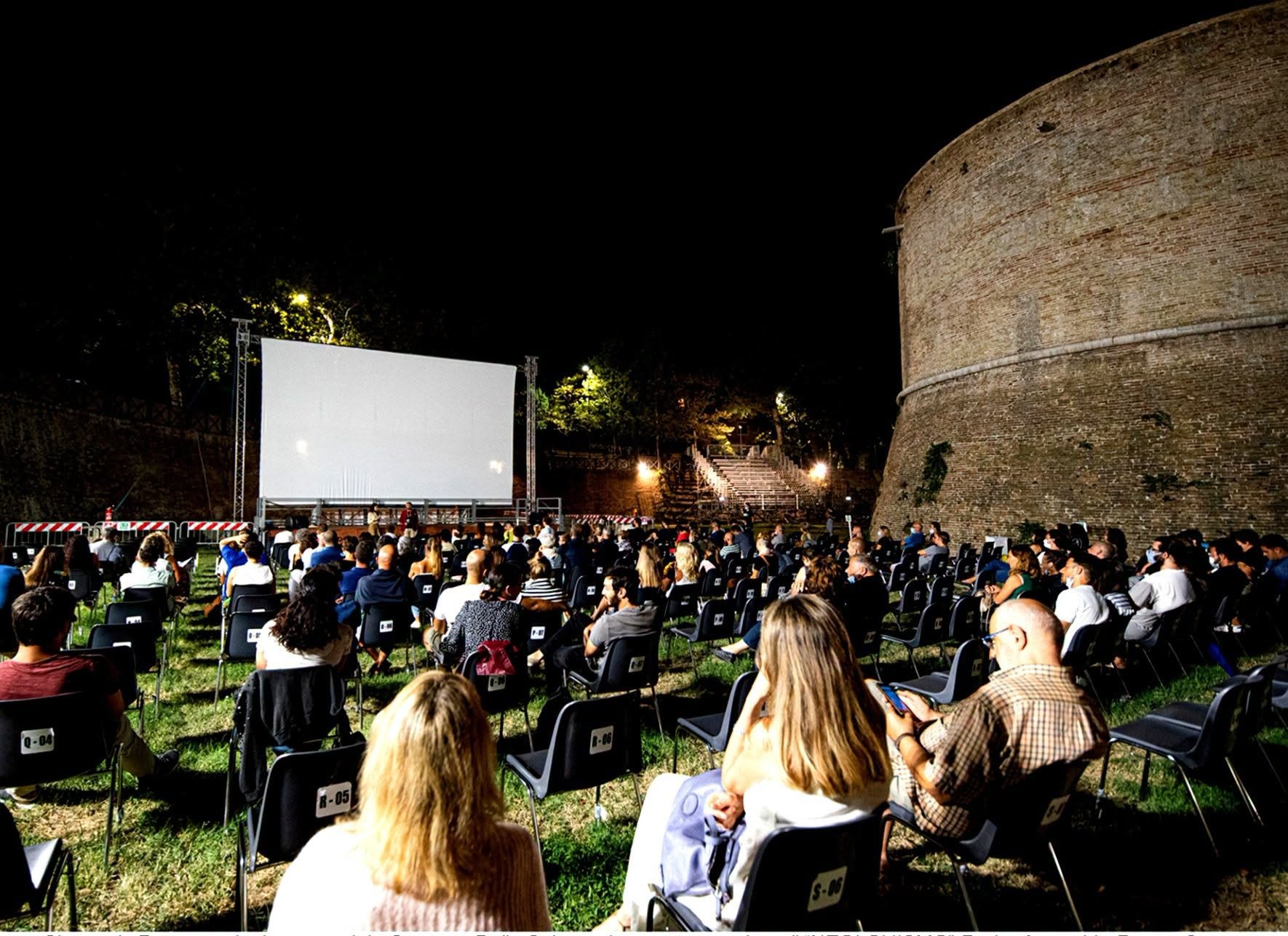 Cinema all'aperto