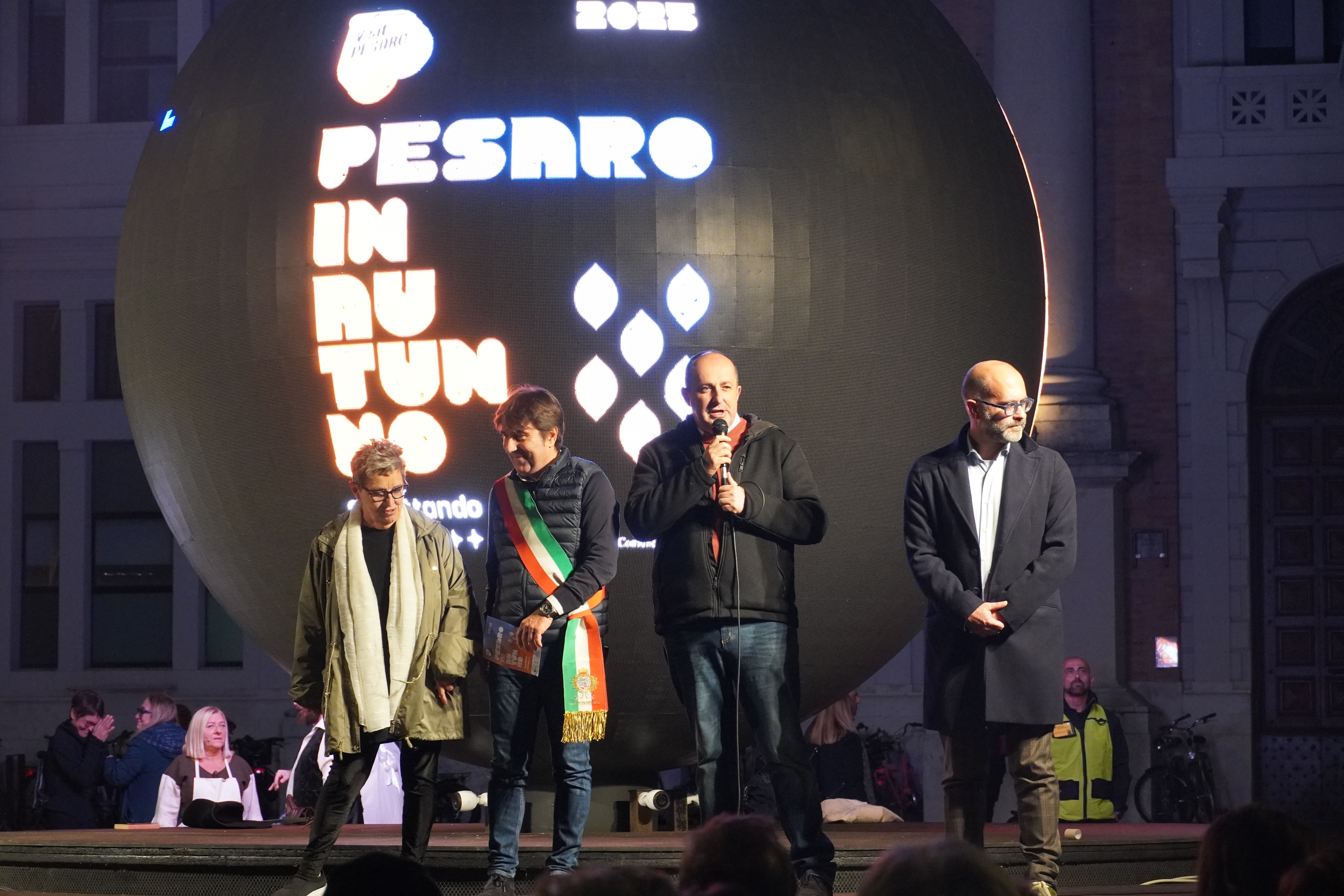 Biancani e organizzatori evento